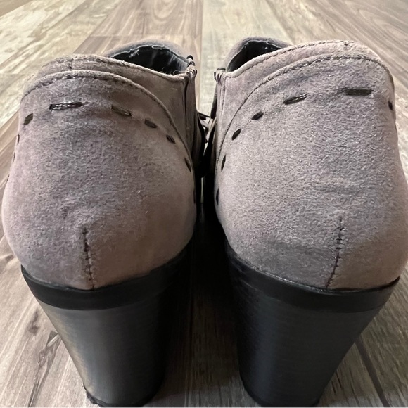 Ruff Hewn Womens Ginger Suede Block Heel Tie Tassel Fringe Gray Bootie Size 9 - Picture 5 of 13